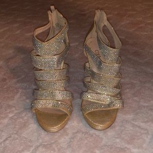 Size 6 Cathy Jean sparkly heels